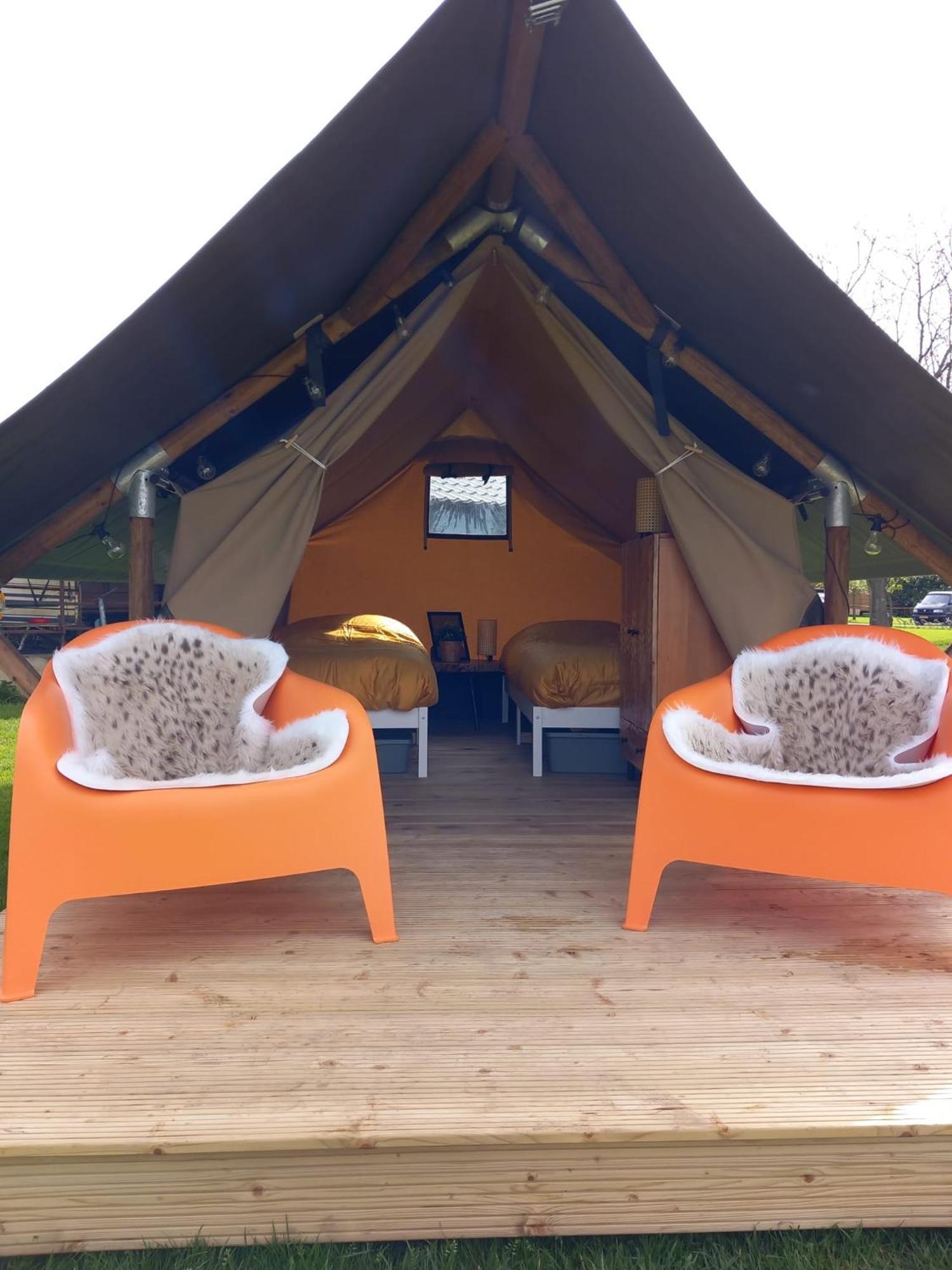 Safari Lodge 'Linge-Zicht' Тил Екстериор снимка